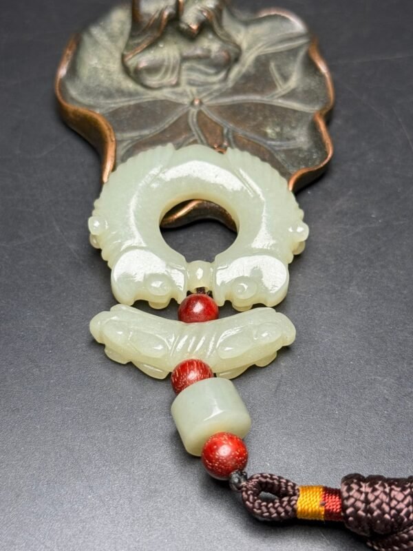 Hetian jade accessories, carved jade cicada, attracting wealth and fortune, rich and noble - Image 2