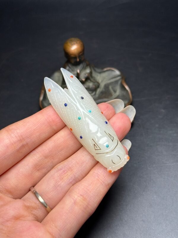 Hetian jade cicada, endless life, rich and noble, sharp knife skills, gold thread - Image 2