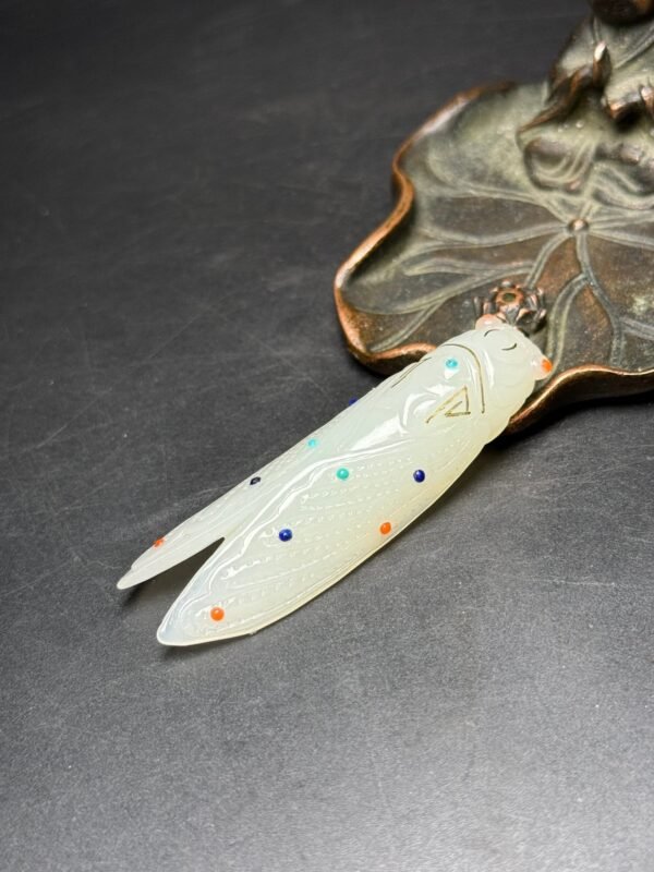 Hetian jade cicada, endless life, rich and noble, sharp knife skills, gold thread - Image 8