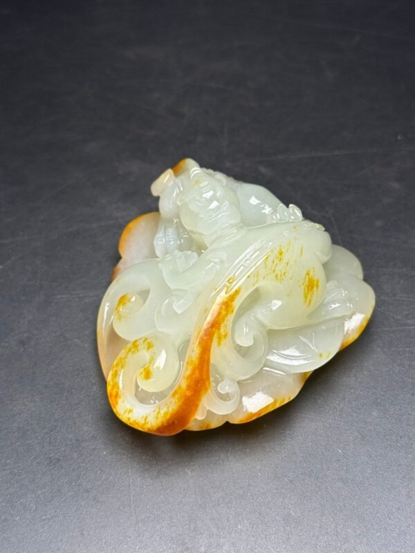 Hetian jade hand-held piece, carved with Chilong, attracting wealth and fortune - Image 6