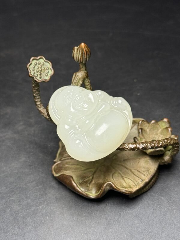 Hetian jade big belly Maitreya Buddha, smiling all the time, big belly can hold the world - Image 3