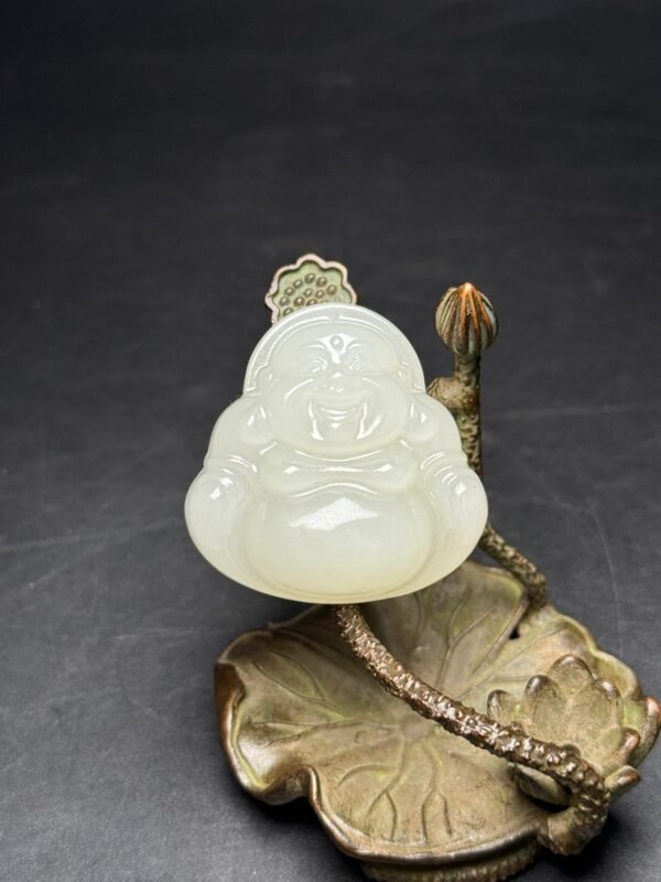 Hetian jade big belly Maitreya Buddha, smiling all the time, big belly can hold the world - Image 7