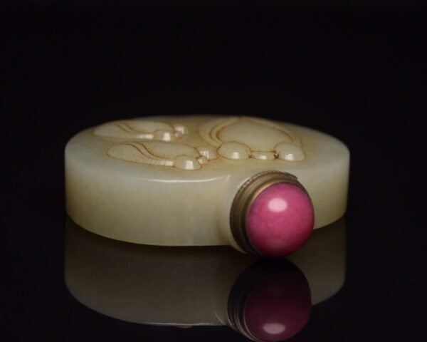 Hetian jade snuff bottle - Image 5