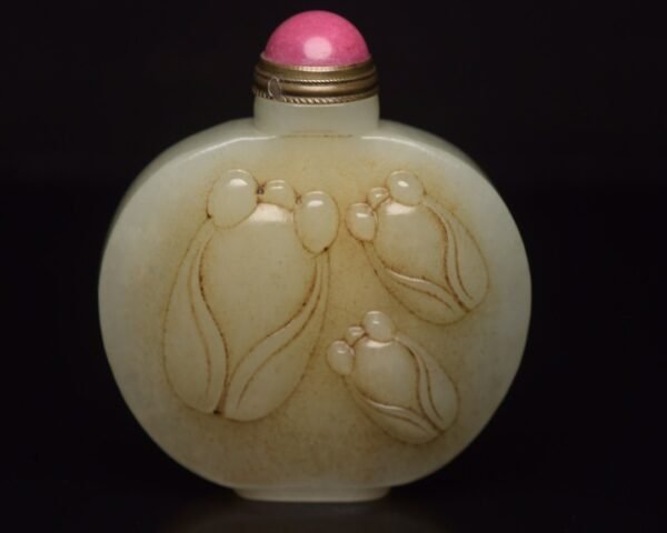 Hetian jade snuff bottle - Image 9
