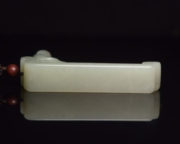 Hetian jade incense holder - Image 6