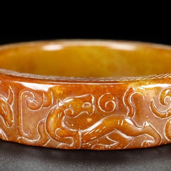 Hetian jade bracelet, fine carving - Image 2