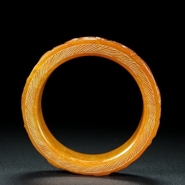 Hetian jade bracelet, fine carving - Image 8