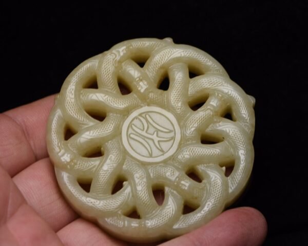 Hetian Jade Dragon - Image 2