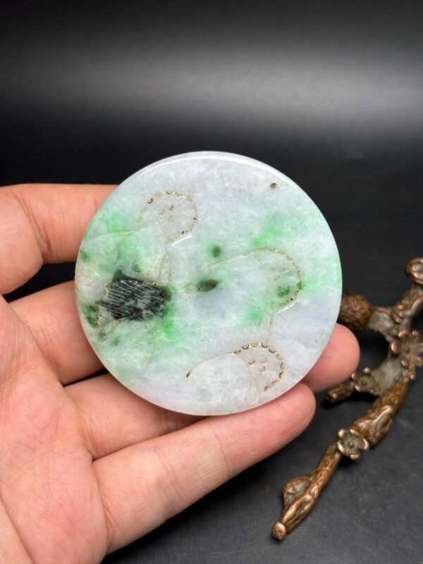 Exquisite old pit jadeite! Carved landscape