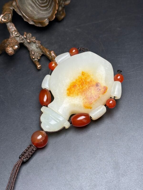 Exquisite Hetian jade snuff bottle! Decorated with precious jade - Image 9
