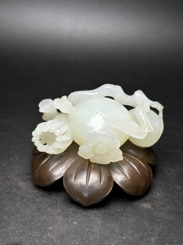 Exquisite Hetian jade - Image 2