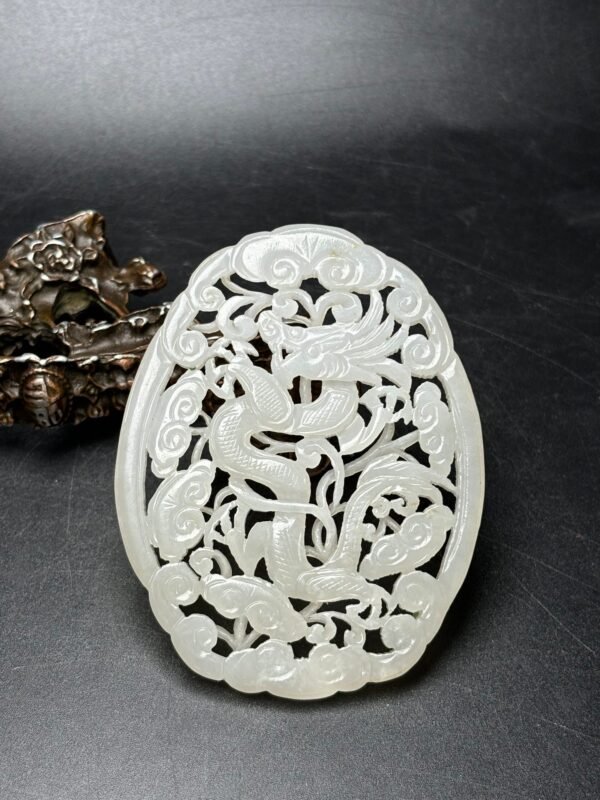 Exquisite Hetian jade Liaojin jade dragon pendant - Image 9