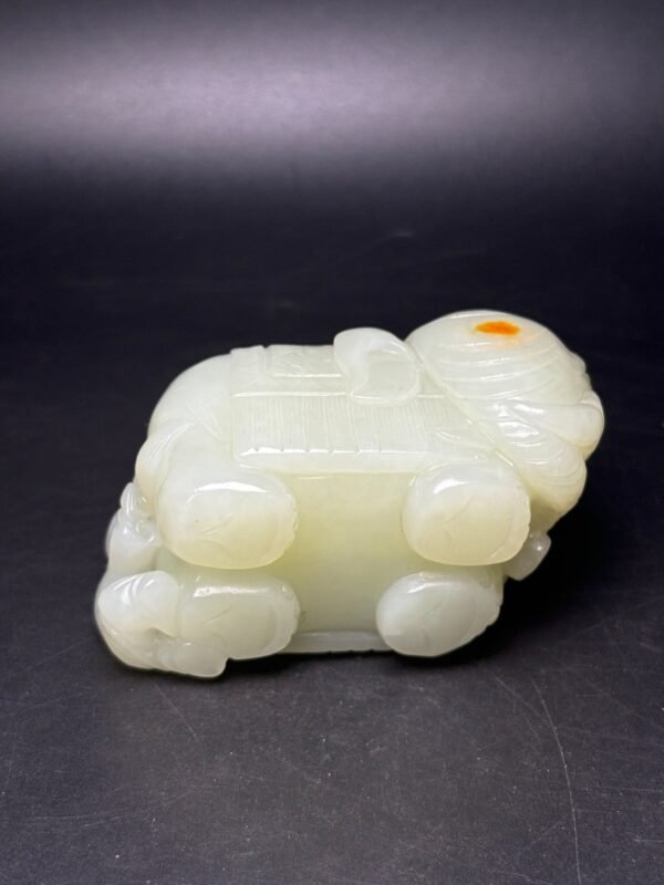 Exquisite Hetian jade elephant