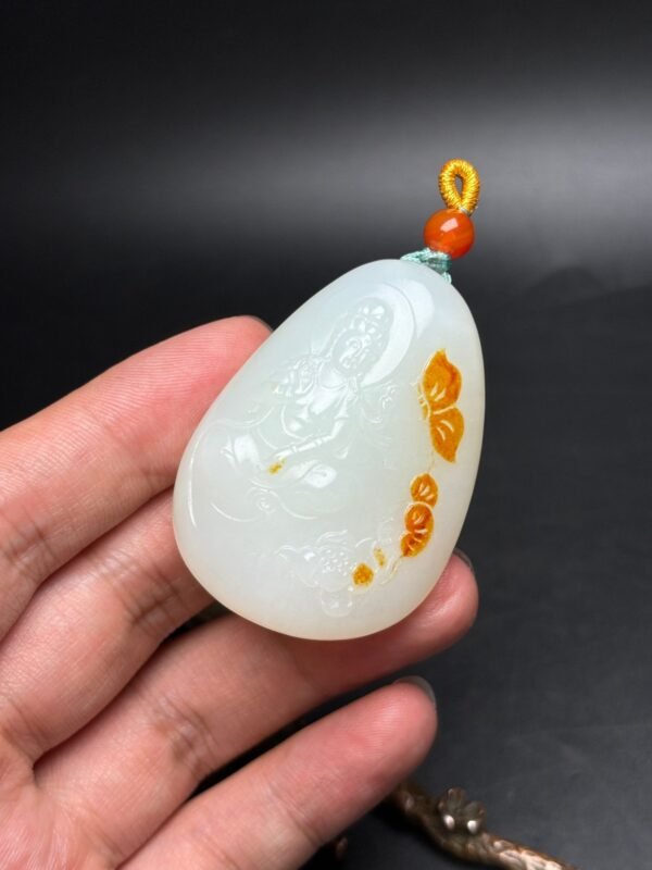 Exquisite Hetian jade Guanyin - Image 2