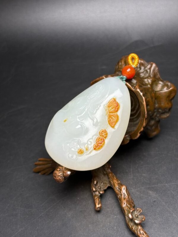 Exquisite Hetian jade Guanyin - Image 5