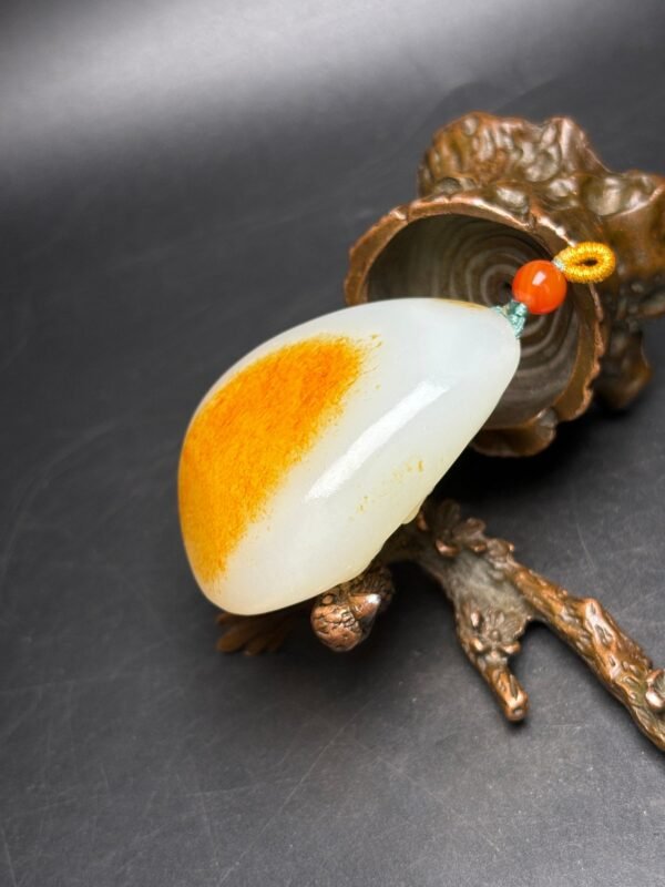 Exquisite Hetian jade Guanyin - Image 6
