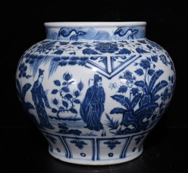 Yuan Dynasty blue and white brocade pavilion pattern jar