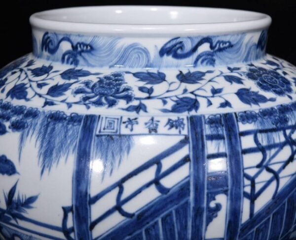 Yuan Dynasty blue and white brocade pavilion pattern jar - Image 4