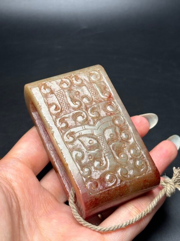 Exquisite Hetian jade belt buckle with gluttonous pattern