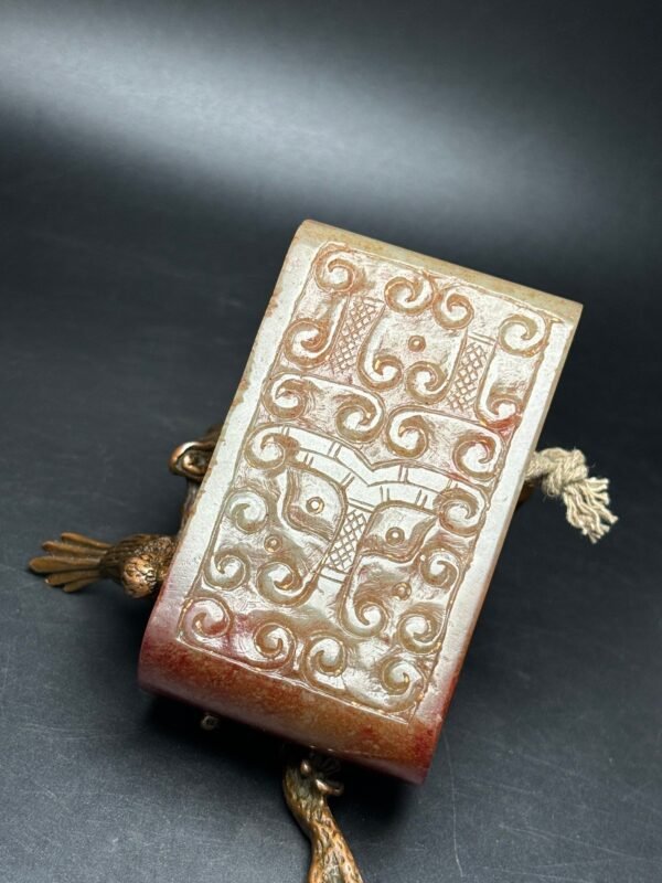 Exquisite Hetian jade belt buckle with gluttonous pattern - Image 8