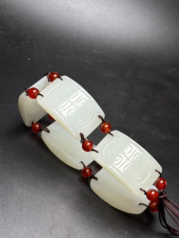 Exquisite Hetian jade bracelet - Image 9