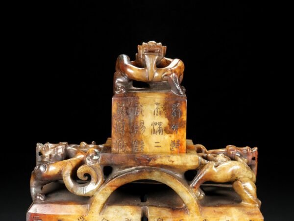 Old collection of Hetian jade chain seal, this collection has a thick and natural skin - Image 4