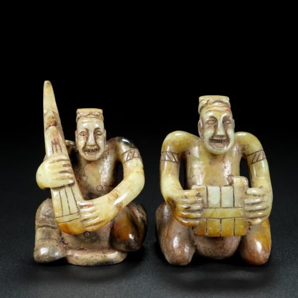Old Hetian jade figurines. The skin of this collection is thick and natural - Image 9