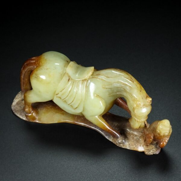 Old Hetian jade horse. The skin of this collection is thick and natural - Image 8