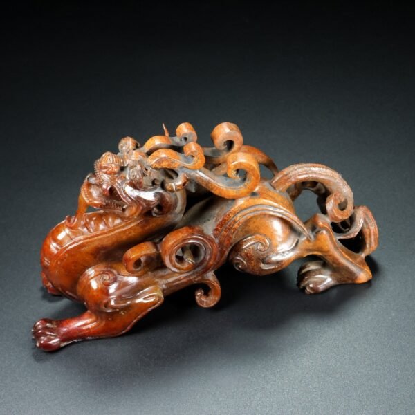 Old Hetian jade beast. This collection has a thick and natural skin - Image 2