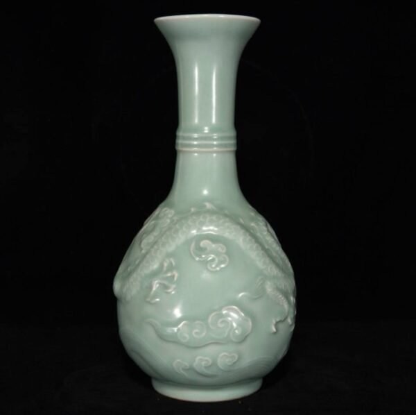 Longquan relief dragon and phoenix pattern jade vase - Image 5