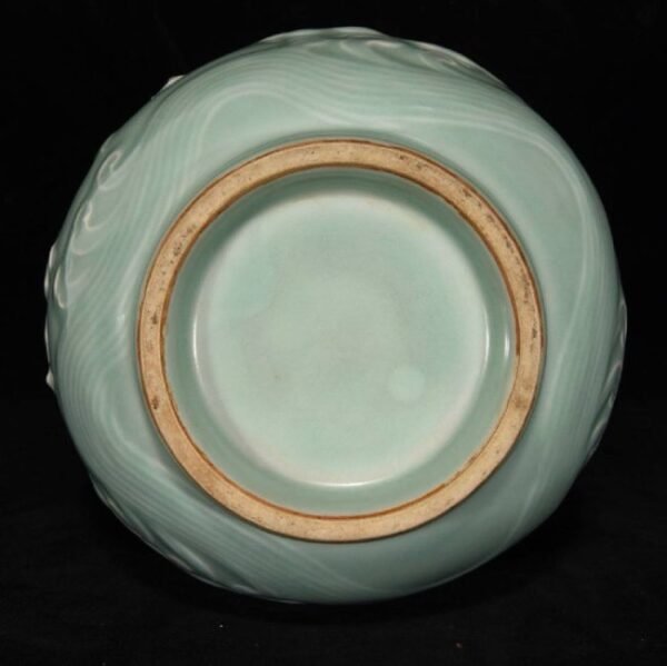 Longquan relief dragon and phoenix pattern jade vase - Image 8