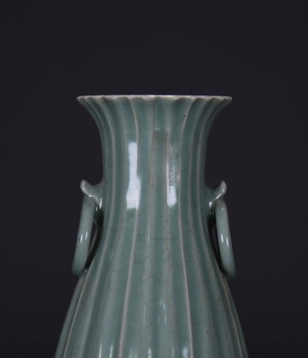 Old Collection of Song Dynasty Longquan Kiln Double-eared Vase - Image 2