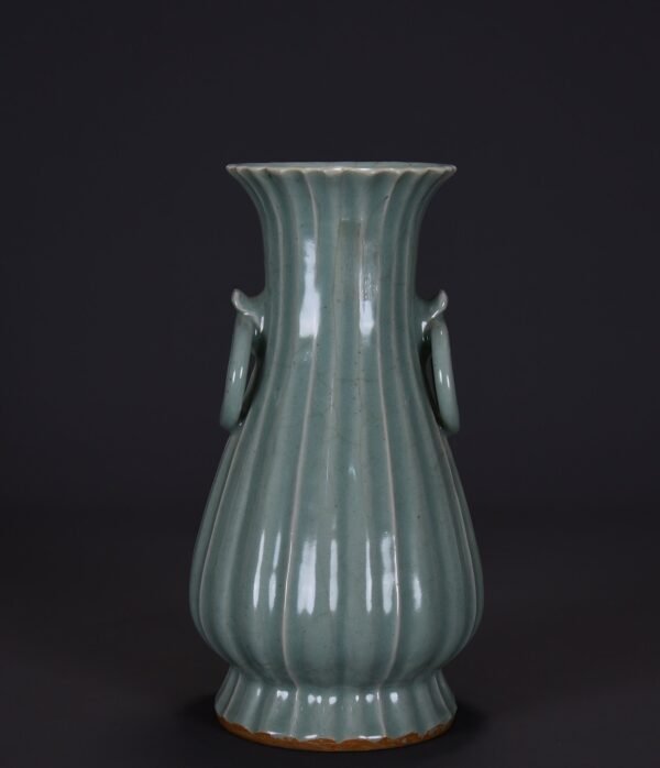 Old Collection of Song Dynasty Longquan Kiln Double-eared Vase - Image 6