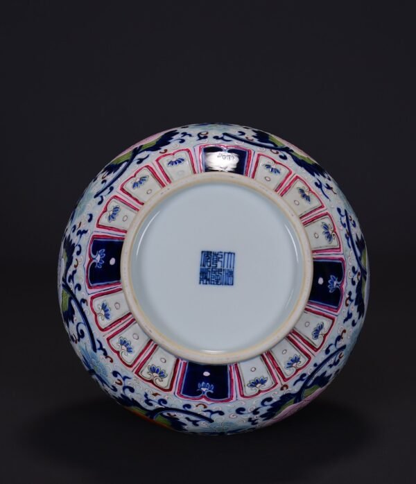old collection of Qing Qianlong blue and white doucai peony pattern appreciation vase - Image 9