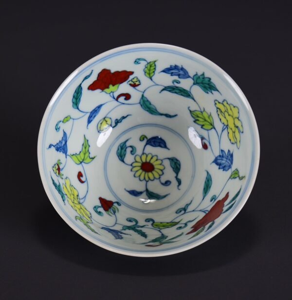 An old collection of Ming Chenghua Doucai morning glory pattern bowl - Image 8