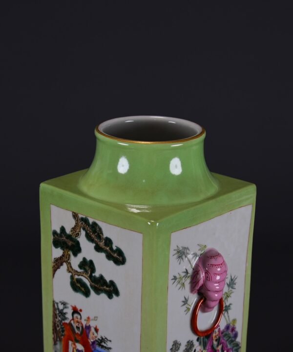 Old collection of Qing Dynasty Qianlong fruit green glazed pink enamel Cong-style vase - Image 4