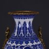An old collection of Qing Qianlong blue and white coiled flower pattern inlaid copper gilt vase - Image 7