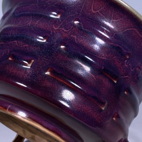 Song Dynasty Jun kiln rose purple glaze Bagua pattern three-legged box - Image 3