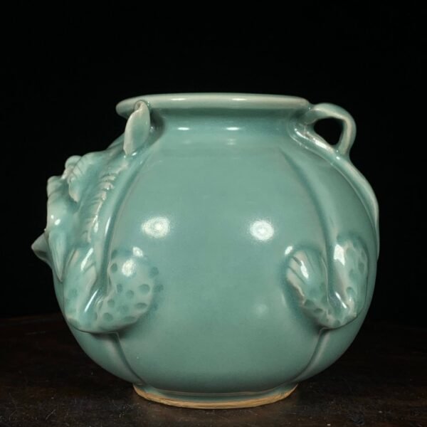 Song Dynasty Longquan kiln powder green glaze animal face jar - Image 7