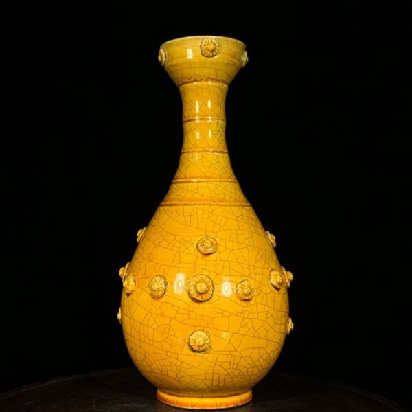 Song Dynasty Ding kiln yellow glaze nipple bottle - Image 7