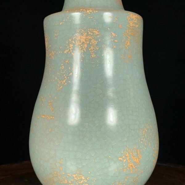 Song Ru kiln ice crack plate mouth bottle - Image 7