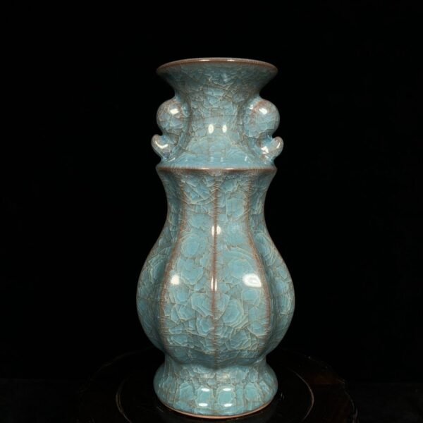 Song Dynasty official kiln ice crack double ear bottle - Image 2