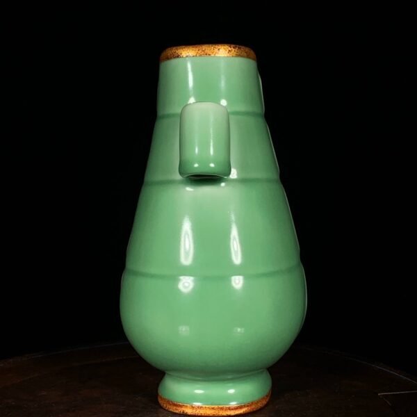 Song Dynasty Longquan kiln plum green glaze mouth-opening jar - Image 5