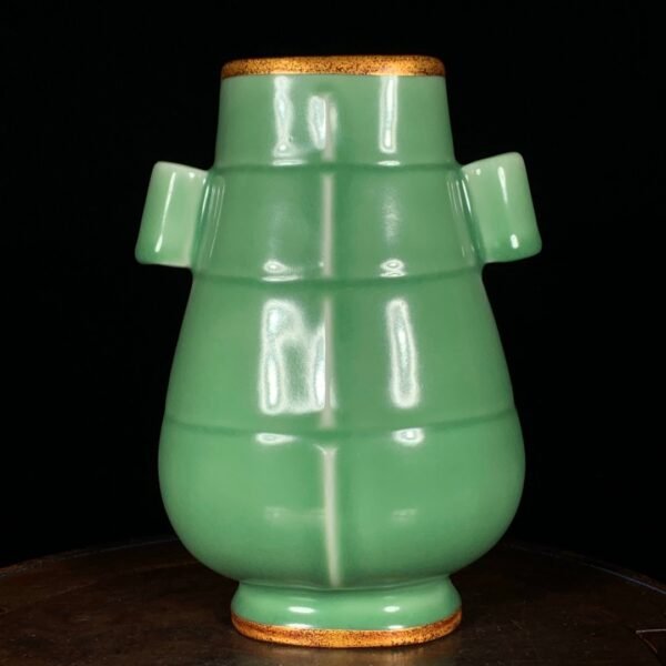 Song Dynasty Longquan kiln plum green glaze mouth-opening jar - Image 6