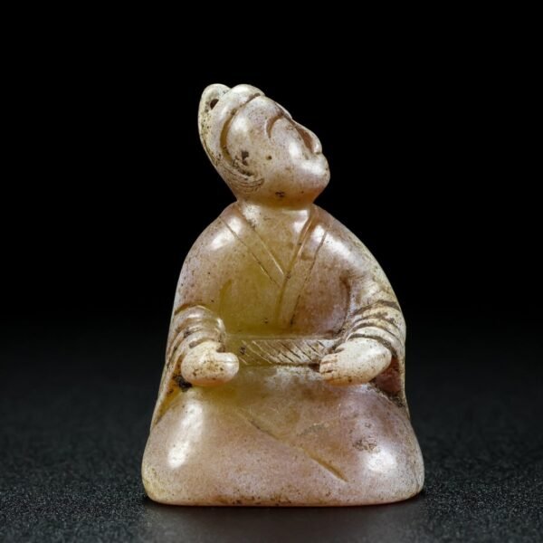 Jade figurine made from Hetian mountain materials. The jade is rigid and the carving is sharp - Image 6