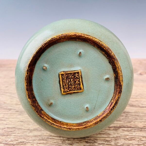 Song Ru porcelain inlaid with gold thin gold script poem vase - Image 8