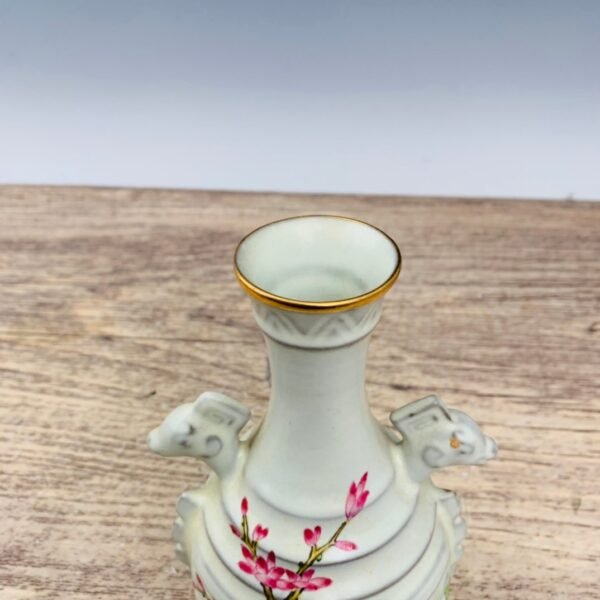 Ru porcelain gold painted powder halberd urn - Image 6