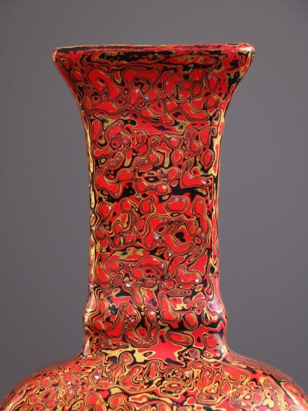 An old collection of old porcelain rhinoceros skin lacquer vase - Image 9