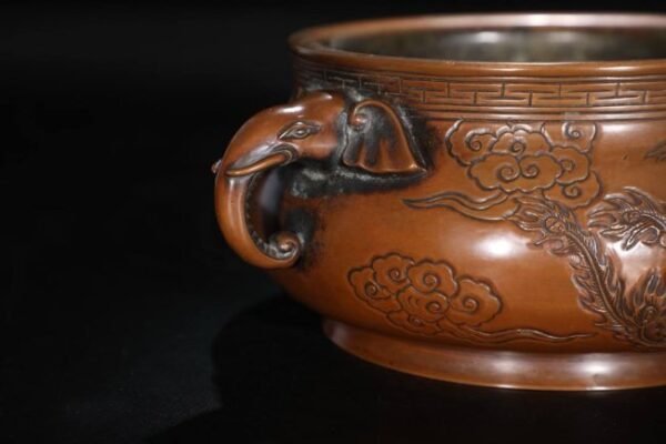 Ming Dynasty Fine Cast Copper Body Phoenix Pattern Elephant Head Ear Furnace - Image 9