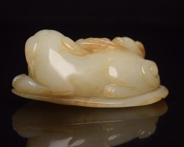 Hetian jade female dog - Image 4